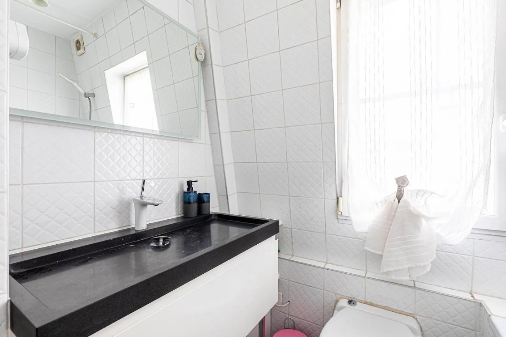 Guestready - Chic Nest Near Arc De Triomphe Apartment Paris France